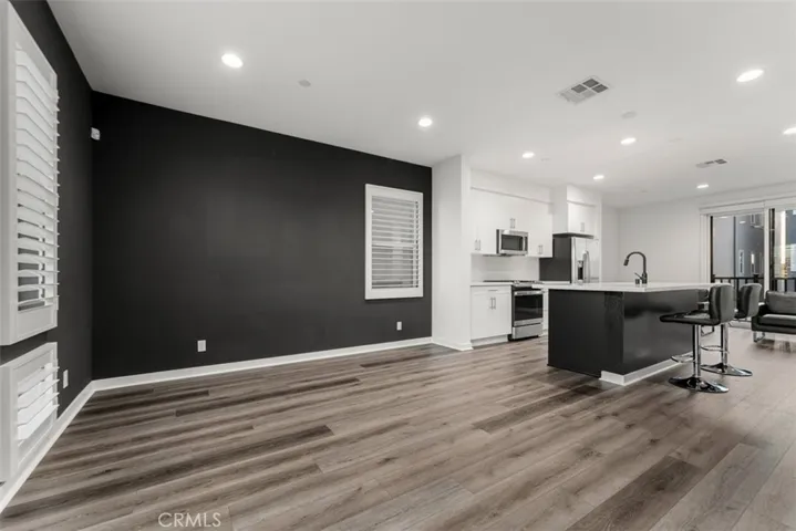 2084 Caleigh Lane, Costa Mesa, California 92627