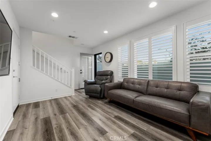 2084 Caleigh Lane, Costa Mesa, California 92627