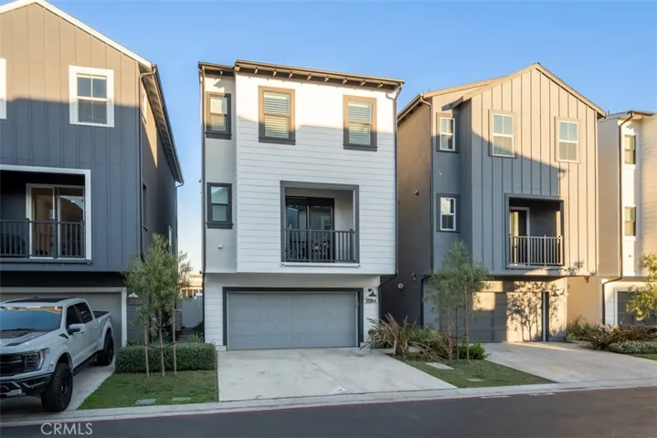 2084 Caleigh Lane, Costa Mesa, California 92627