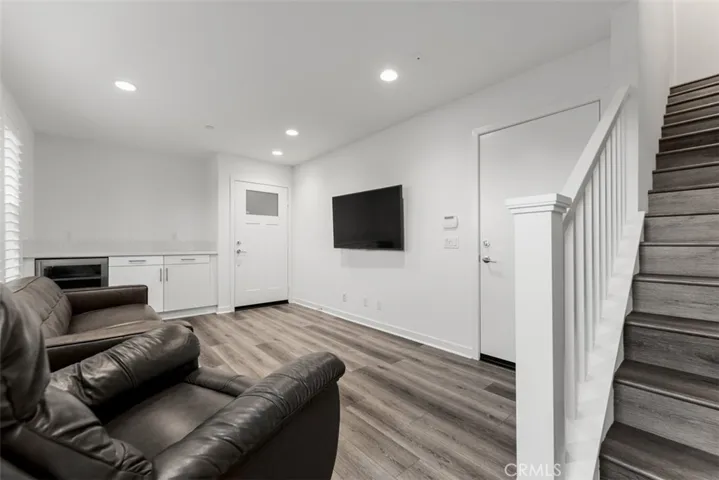 2084 Caleigh Lane, Costa Mesa, California 92627