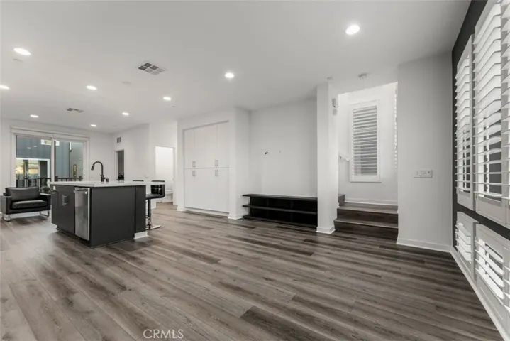 2084 Caleigh Lane, Costa Mesa, California 92627