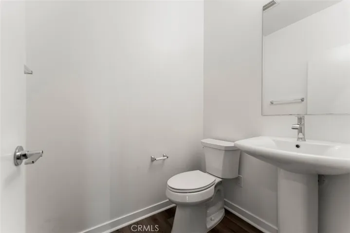 2084 Caleigh Lane, Costa Mesa, California 92627