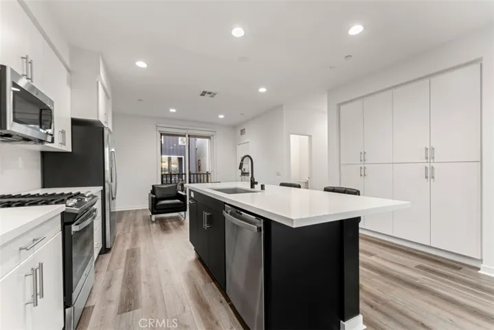 2084 Caleigh Lane, Costa Mesa, California 92627