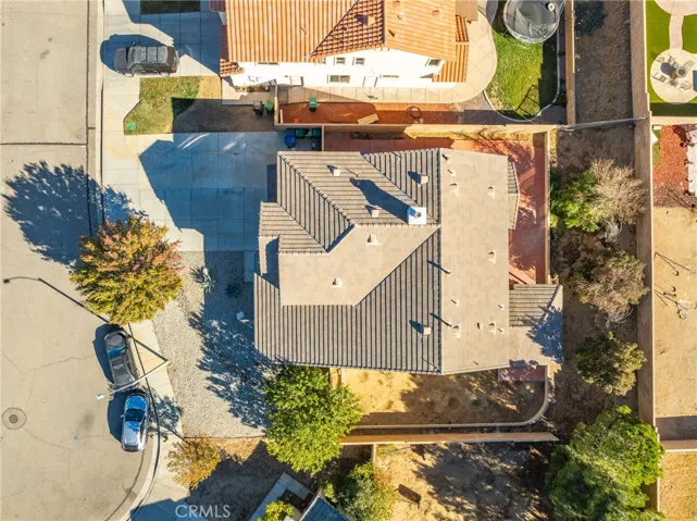 7146 La Sarra Drive, Lancaster, California 93536