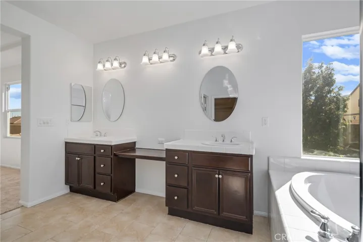 7146 La Sarra Drive, Lancaster, California 93536
