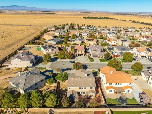 7146 La Sarra Drive, Lancaster, California 93536