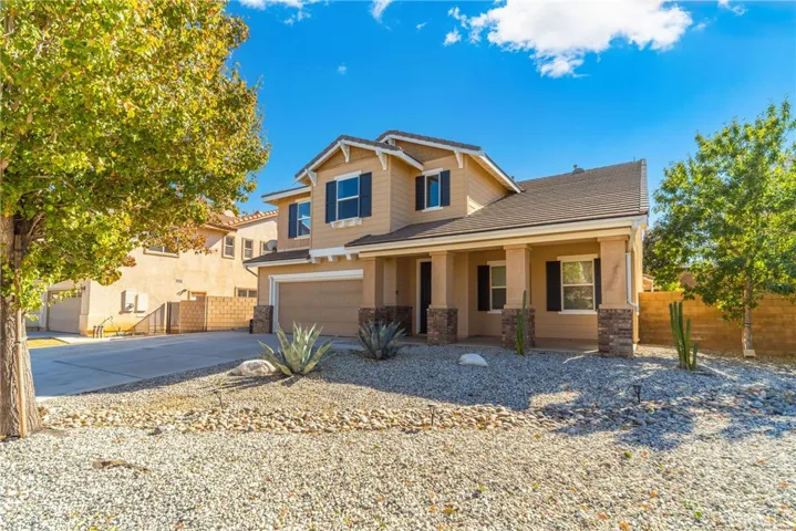 7146 La Sarra Drive, Lancaster, California 93536