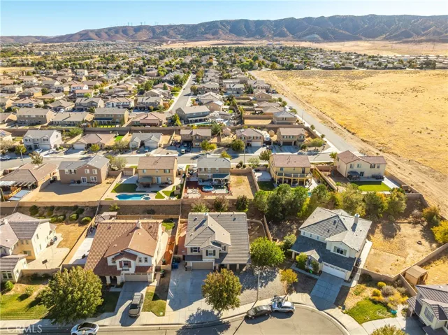 7146 La Sarra Drive, Lancaster, California 93536