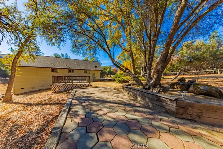 38919 Marigold Lane, Oakhurst, California 93644
