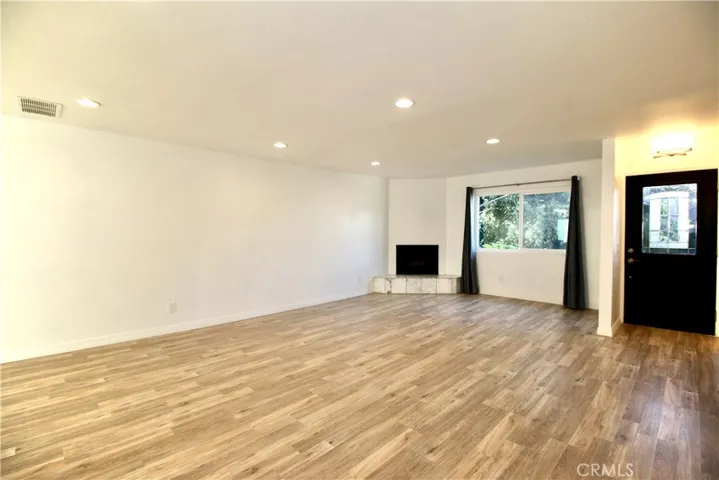 5457 Hermitage Avenue 102, Valley Village, California 91607