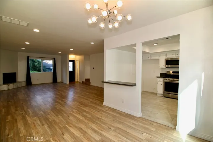 5457 Hermitage Avenue 102, Valley Village, California 91607