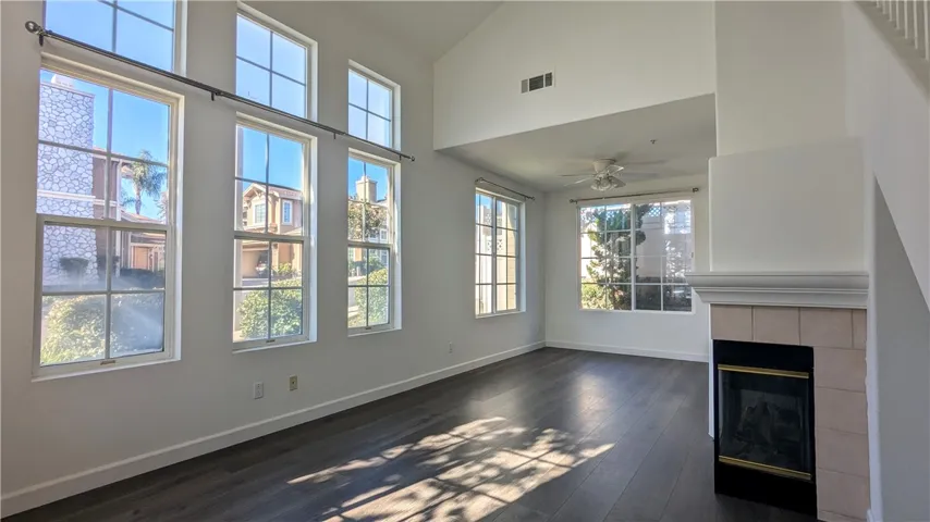 401 Middlebury Court, Claremont, California 91711