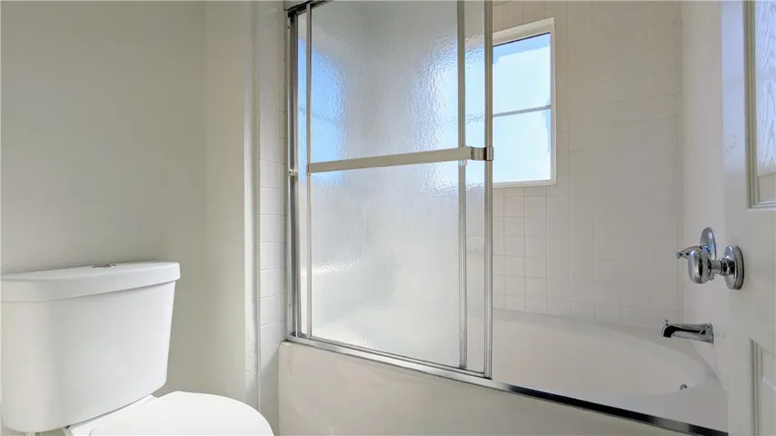 401 Middlebury Court, Claremont, California 91711