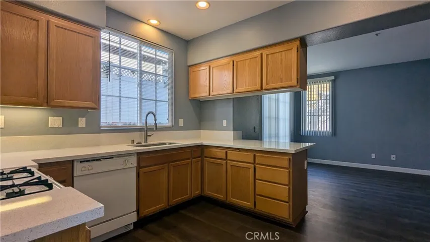 401 Middlebury Court, Claremont, California 91711