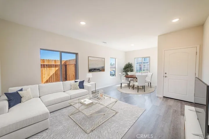 398 Oleander Court, Chowchilla, California 93610