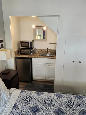 4970 Genesee Room B, San Diego, California 92117