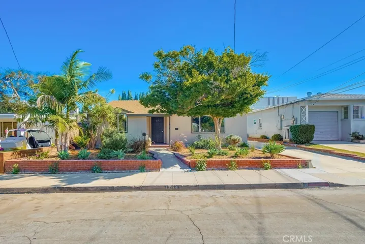 1364 Argonne Avenue, Long Beach, California 90804