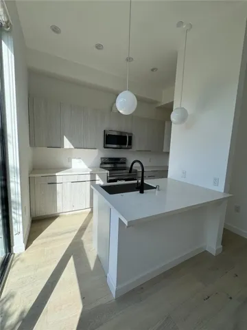 1244 Innes Avenue D, Los Angeles, California 90026