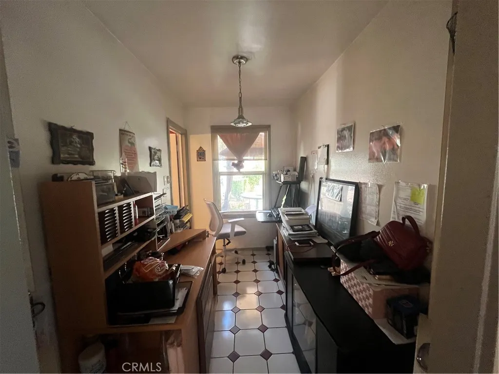 1115 Highland Avenue, Glendale, California 91202 home-pic-10