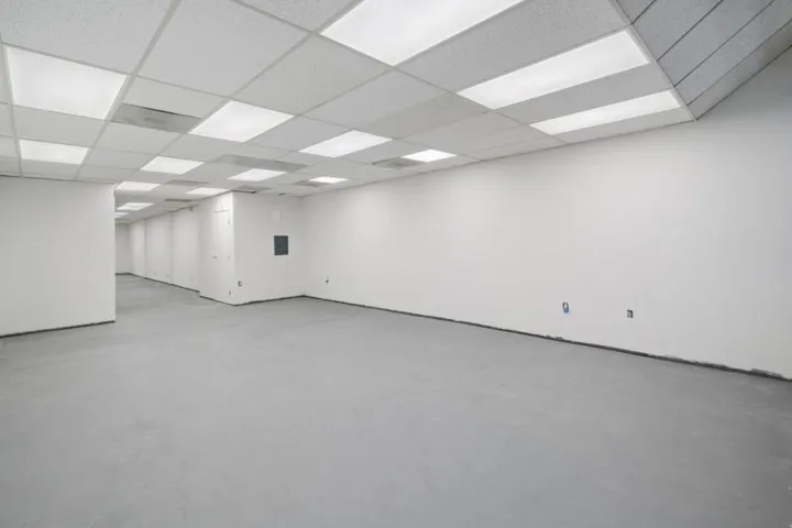 6183 Mission Street, Daly City, California 94014