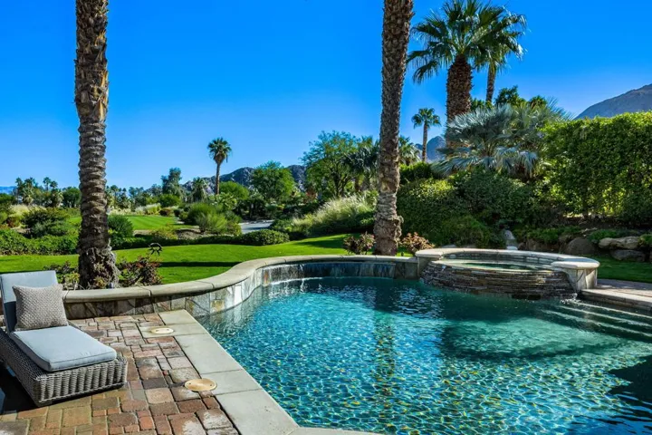 39-web-or-mls-CB_Birkdale_OPMG_1124_039