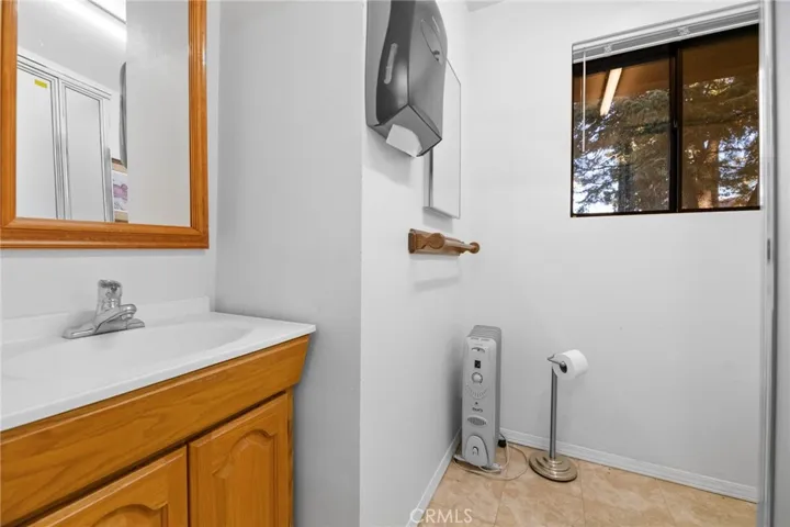 1265 Balsam Drive, Big Bear Lake, California 92315