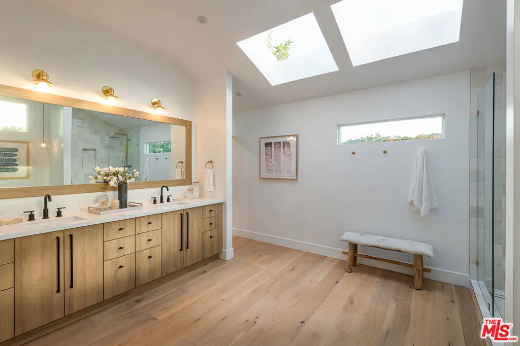 4034 Denny Avenue, Studio City, California 91604 home-pic-13