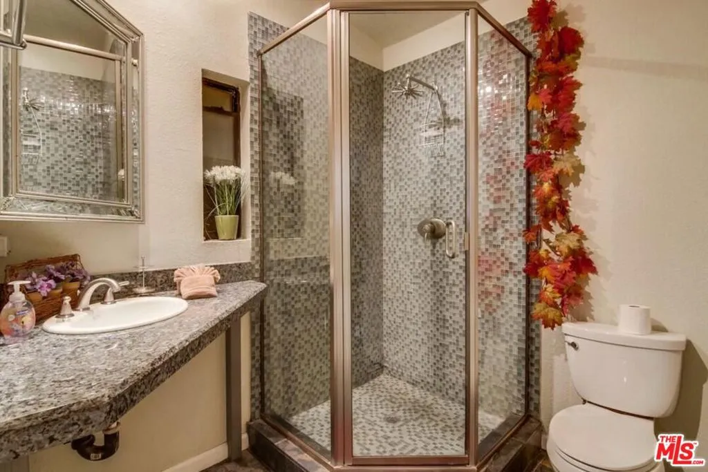 4111 Bayard Street, San Diego, California 92109 home-pic-44