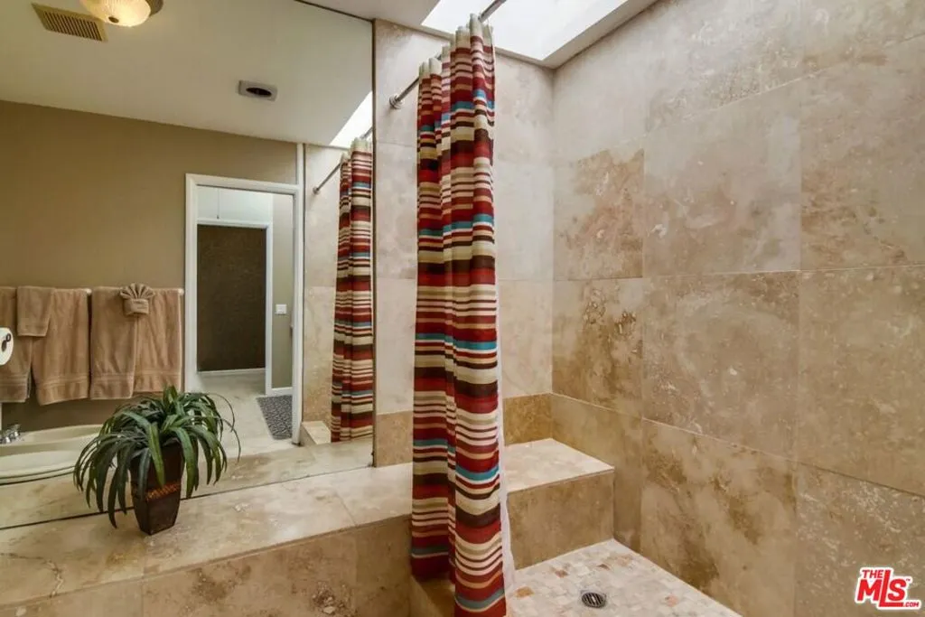 4111 Bayard Street, San Diego, California 92109 home-pic-40