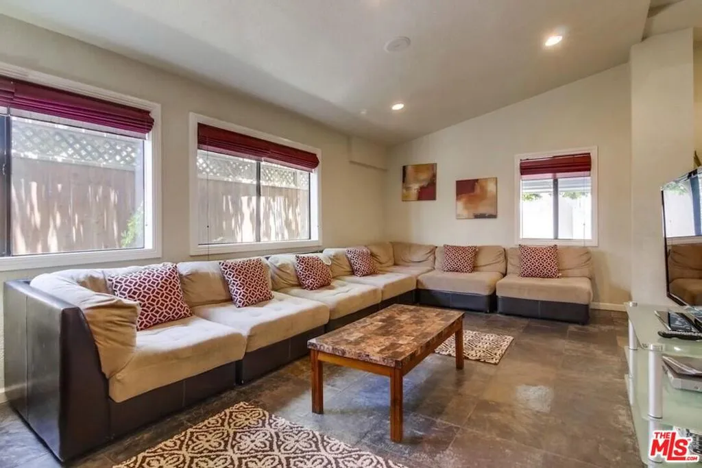 4111 Bayard Street, San Diego, California 92109 home-pic-25