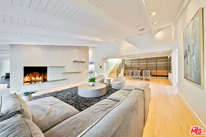 9038 Meredith Place, Beverly Hills, California 90210