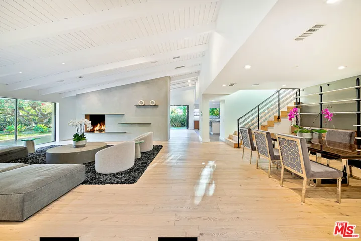 9038 Meredith Place, Beverly Hills, California 90210