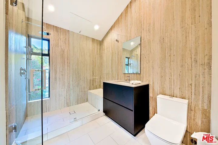 9038 Meredith Place, Beverly Hills, California 90210