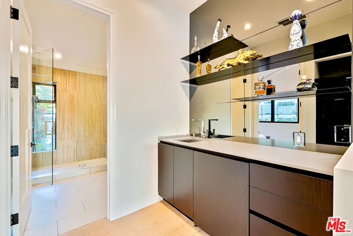 9038 Meredith Place, Beverly Hills, California 90210