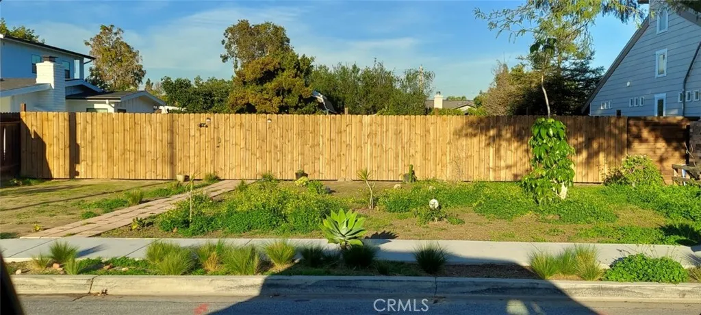 286 Virginia Place, Costa Mesa, California 92627