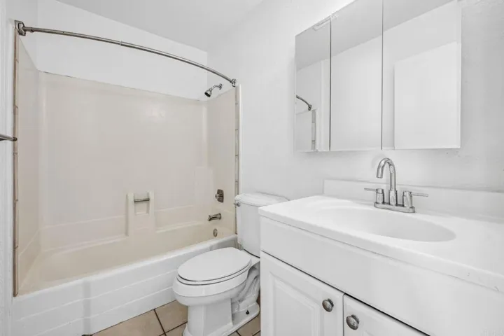 3422 Del Este Way, Oceanside, California 92056