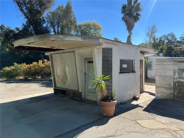 1060 E Route 66, Glendora, California 91740