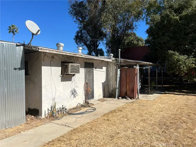 1060 E Route 66, Glendora, California 91740