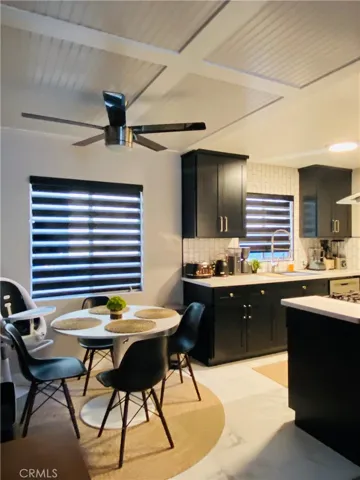 723 Elm Avenue J, Long Beach, California 90813