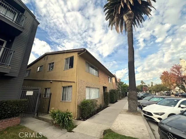 723 Elm Avenue J, Long Beach, California 90813