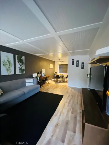 723 Elm Avenue J, Long Beach, California 90813