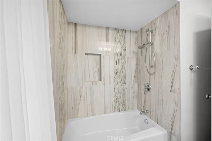 2nd Bathroom