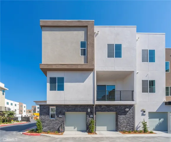 143 Culture, Irvine, California 92618