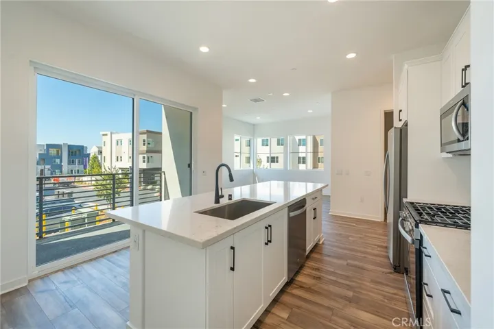 143 Culture, Irvine, California 92618