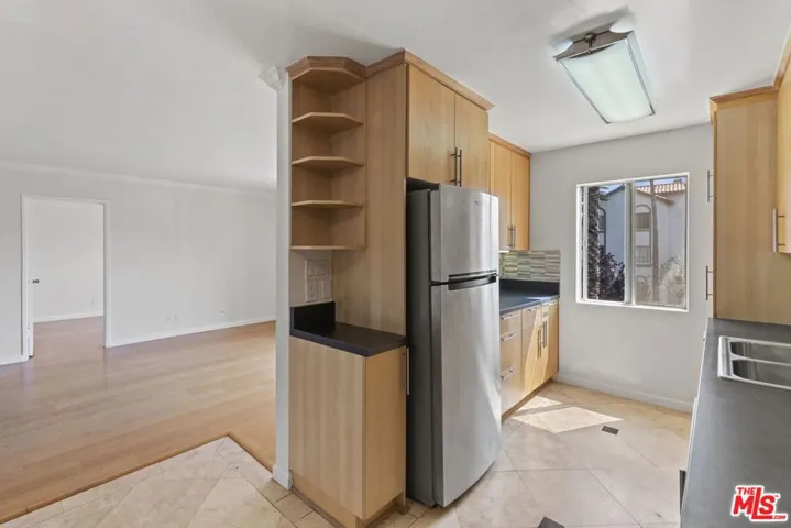 1033 6th Street 212, Santa Monica, California 90403