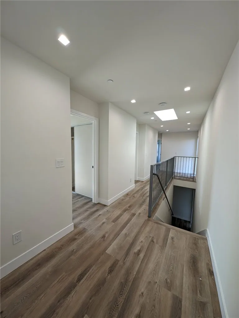 2026 Federal Avenue, Los Angeles, California 90025 home-pic-4