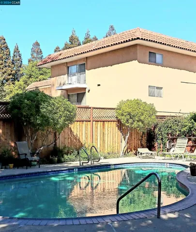 1195 Saranap Ave, Walnut Creek, California 94595