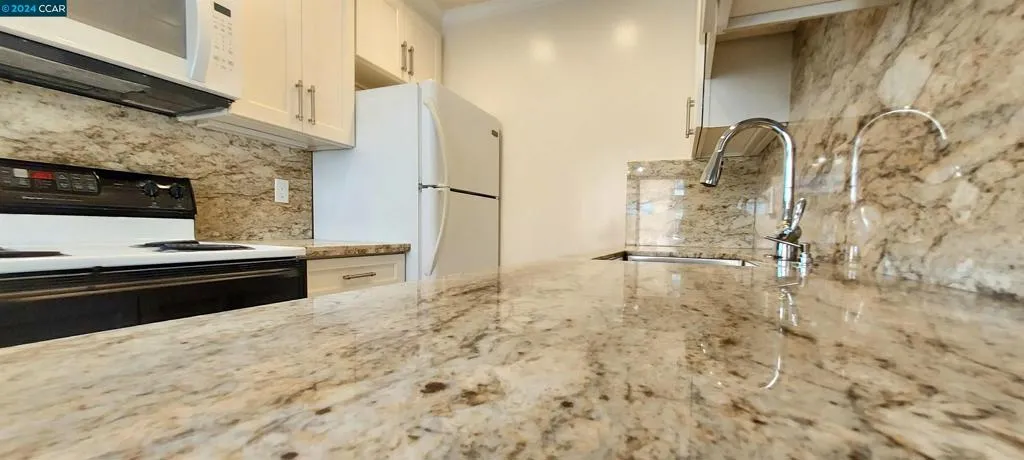 1195 Saranap Ave, Walnut Creek, California 94595