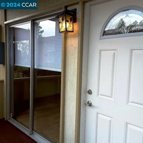 1195 Saranap Ave, Walnut Creek, California 94595