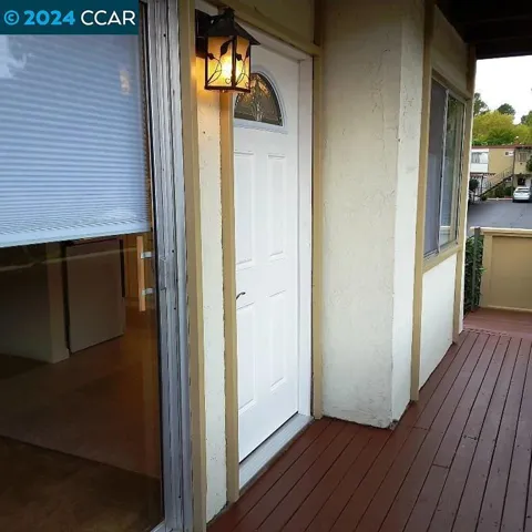 1195 Saranap Ave, Walnut Creek, California 94595